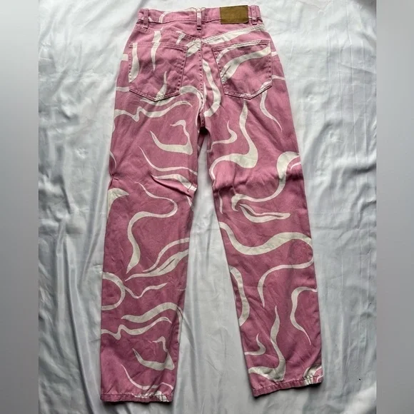 Cotton On Pink and White Swirly Loose Straight Jeans 4 - Picture 6 of 16